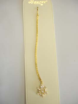 Simple-rhinestone-tikka-6